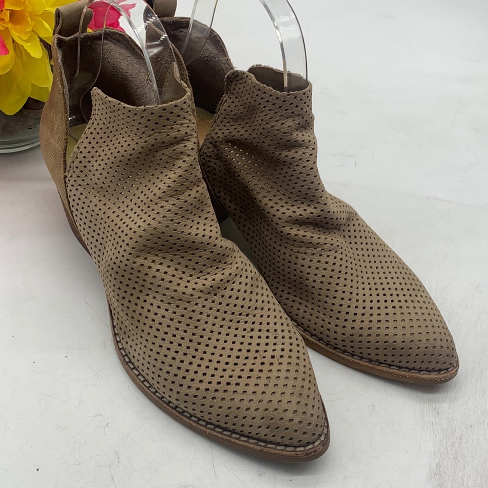 Dolce Vita Cut Out Tan Leather Ankle Boots Size 7.5 MCA4968